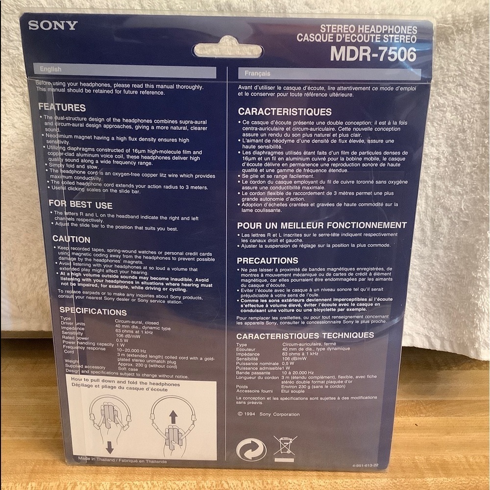 Sony Professional MDR-7506 Sound Monitor Headphones - Picture 5 of 8